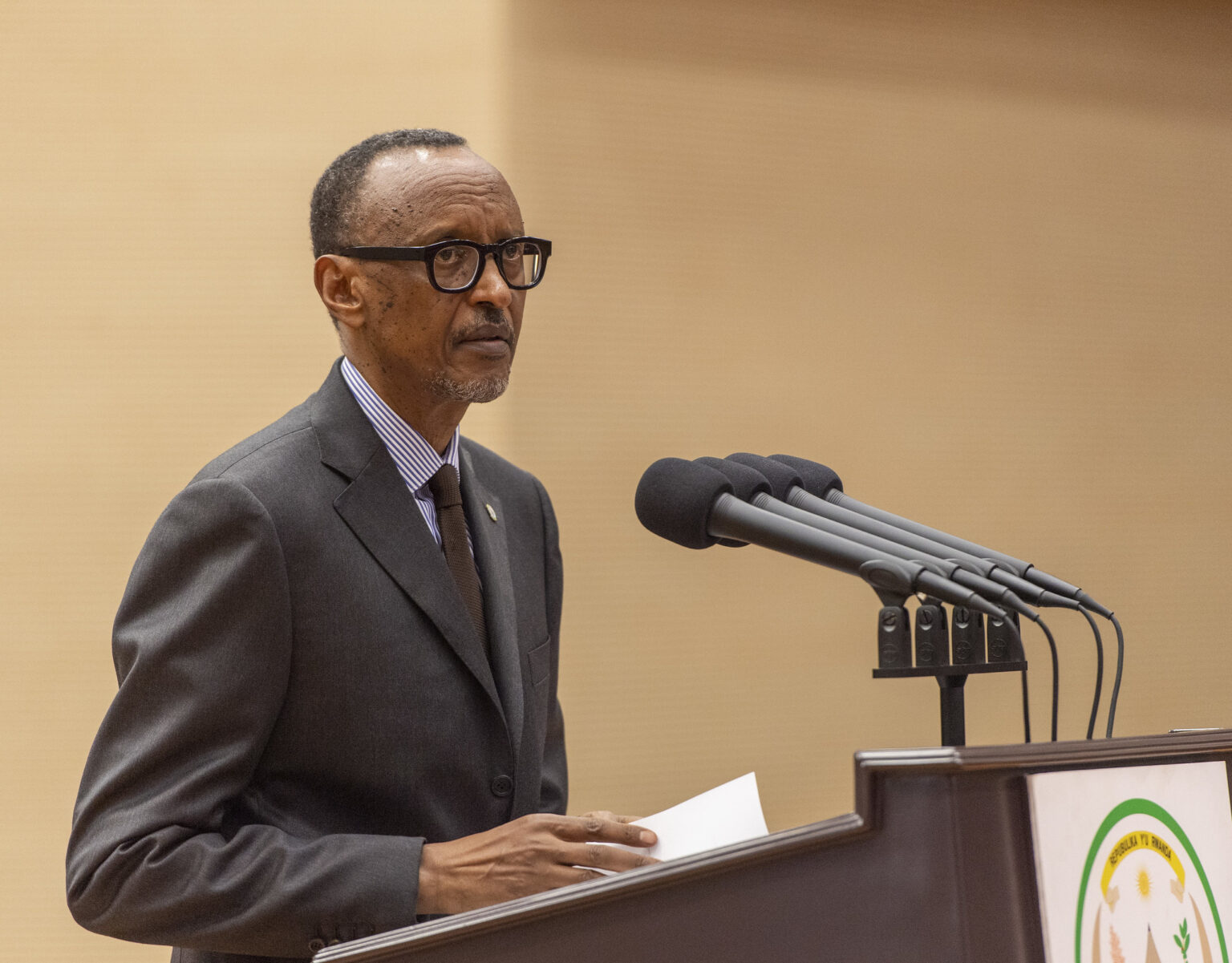 Perezida Kagame yavuze ko nta mwanya u Rwanda rufite  wo kurwaniramo [ REBA AMAFO]