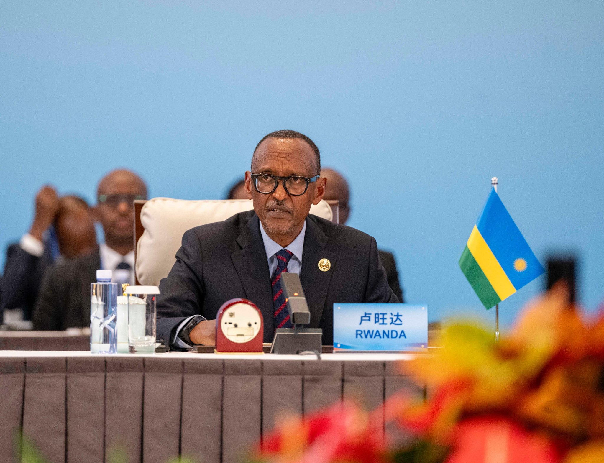 Perezida Kagame yagaragaje ko imiyoborere ihamye ari ingenzi mu kubaka iterambere [AMAFOTO]