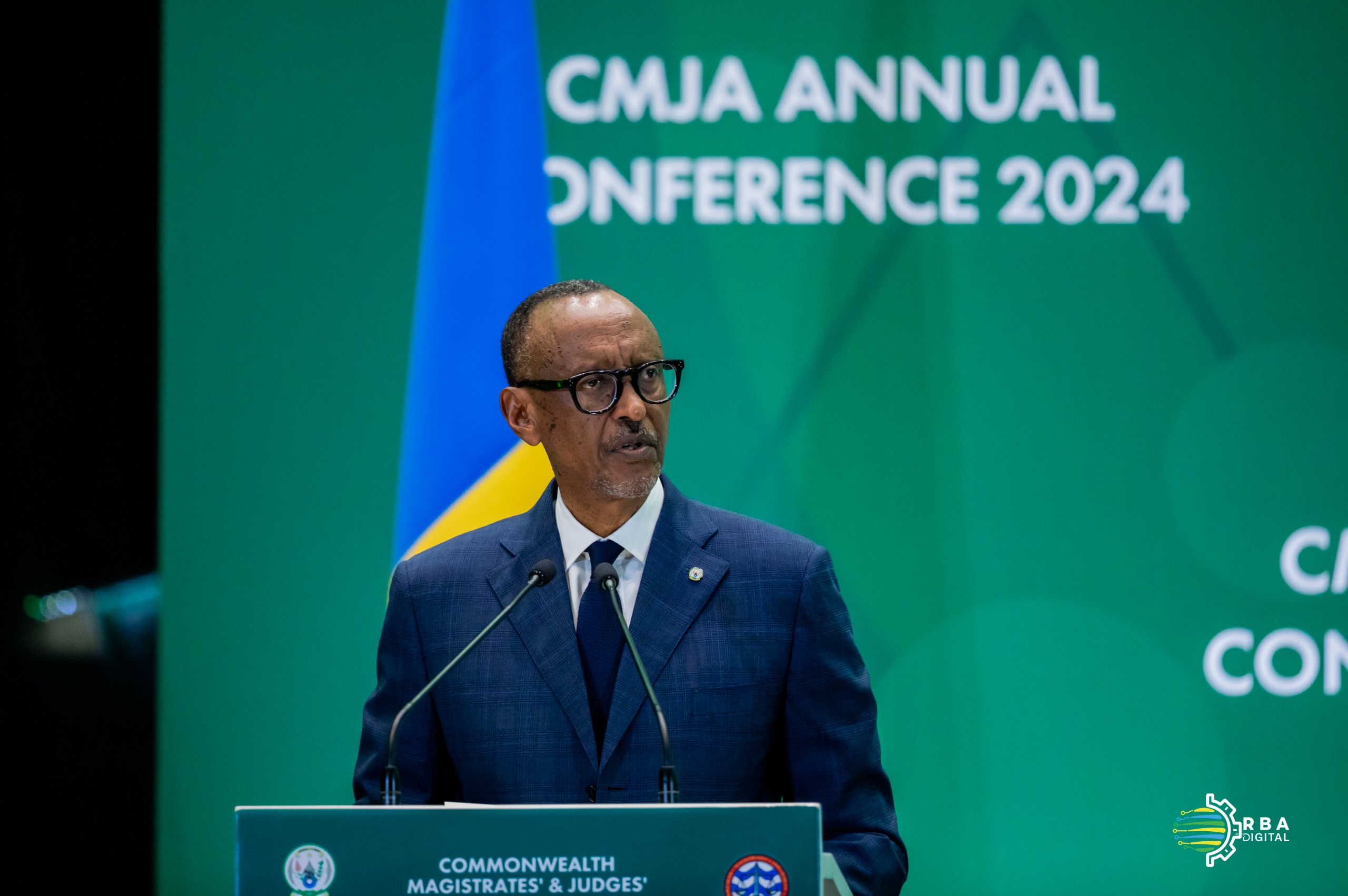 Perezida Kagame yagaragaje ko muri iki gihe Isi yugarijwe n’ihumana ry’ikirere