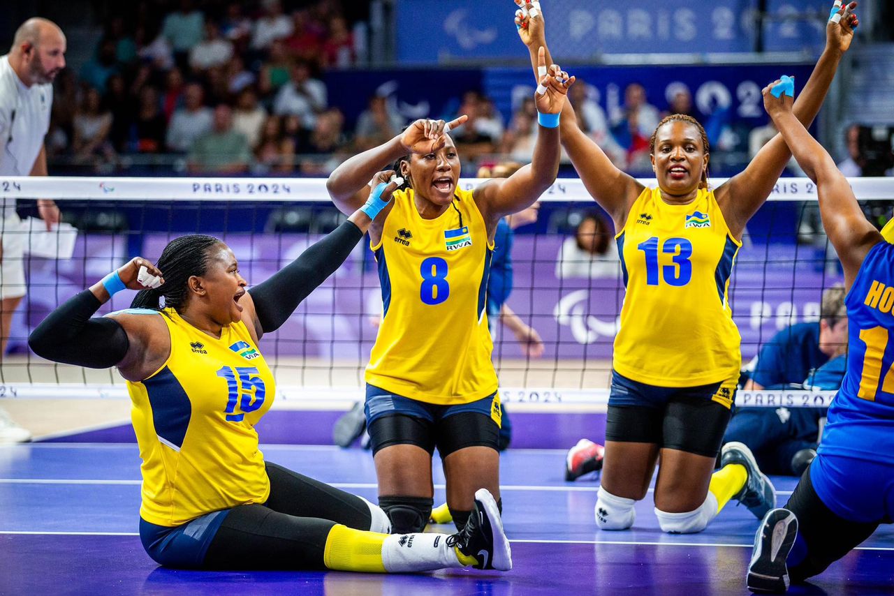 Ikipe y’u Rwanda ya Sitting Volleyball mu Bagore yatsinze iy’u Bufaransa[ REBA AMAFOTO]