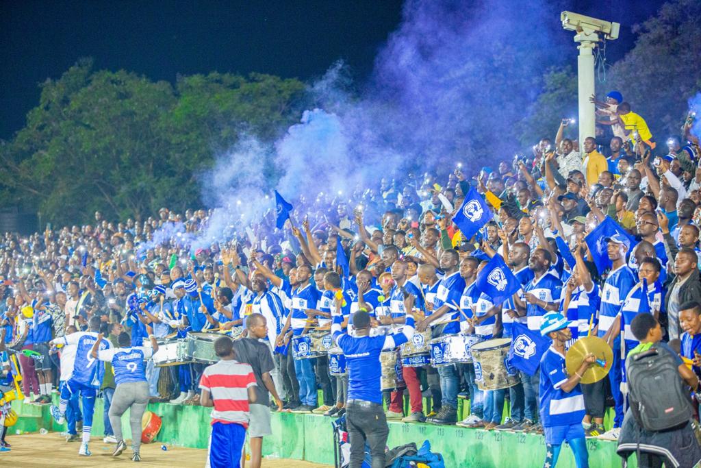 Rayon Sports iri mu maboko ya nde nyuma yo kwegura kwa Perezida wayo?