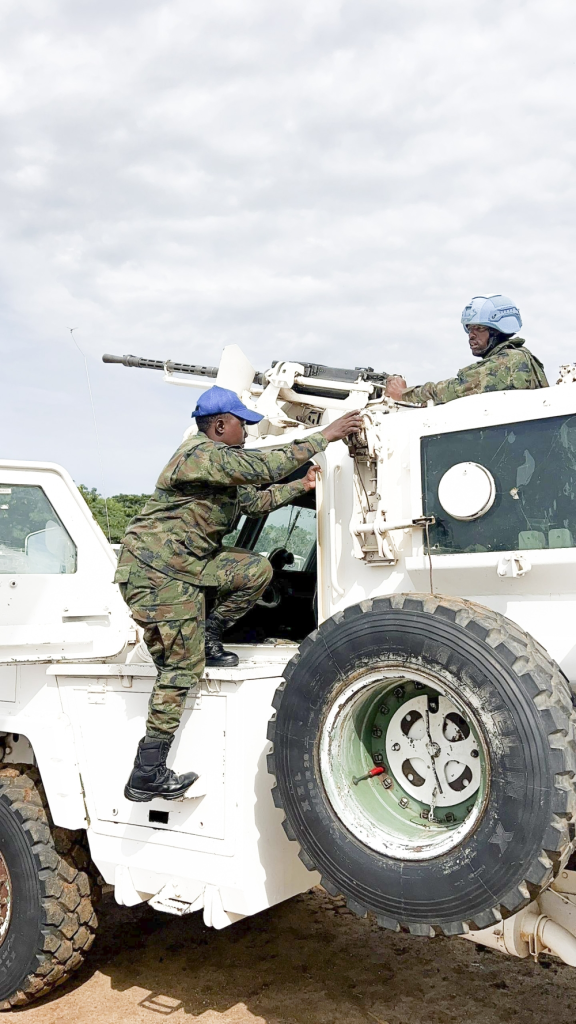 Byinshi kuri Kaporali Iradukunda Sandrine utwara imodoka y’intambara